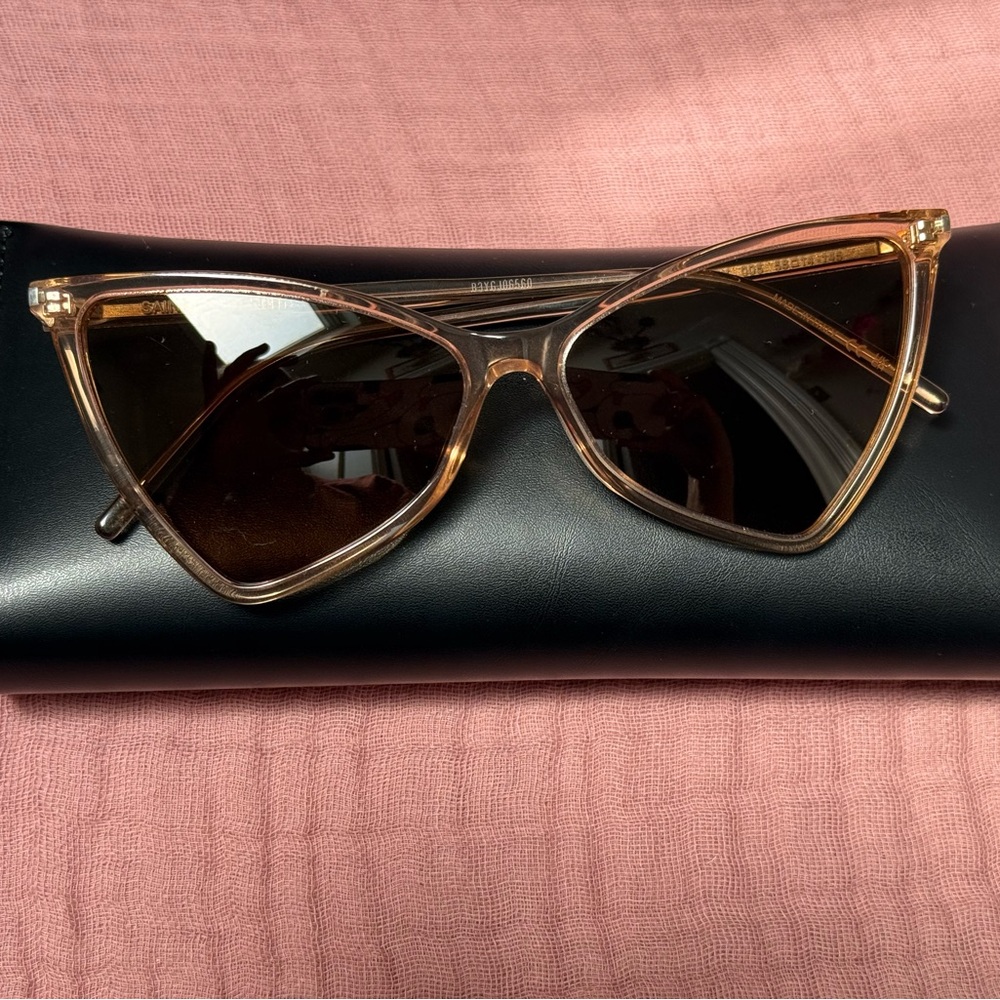 BRAND NEW WITH CASE SAINT LAURENT WOMANS JERRY NUDE CAT-EYE ACETATE SUNGLASSES.